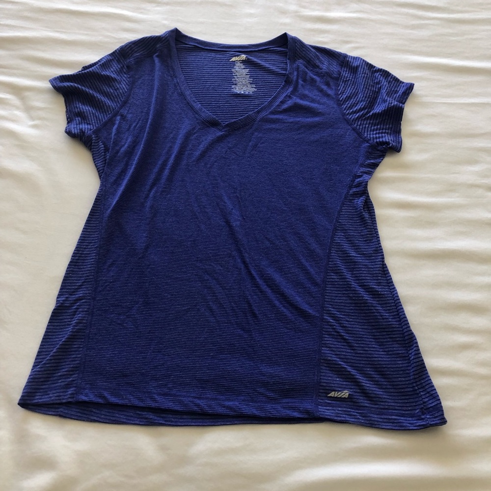 Avia tee